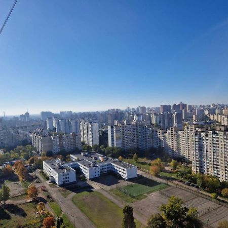 Видовые Апартаменты Kiew Exterior foto